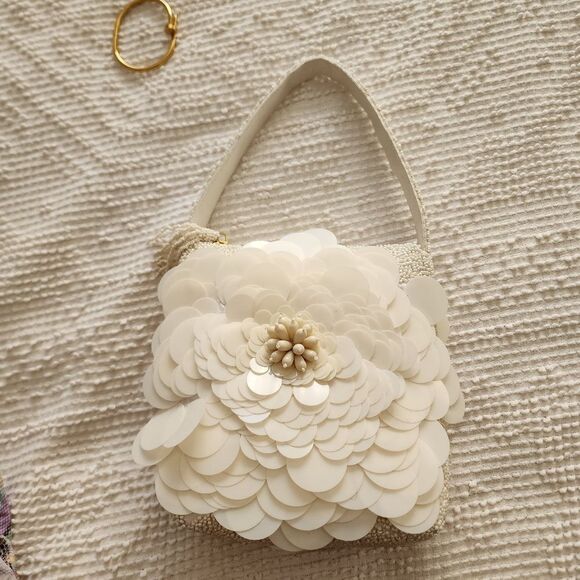 HandCrafted In India - Picture 1 of 11
